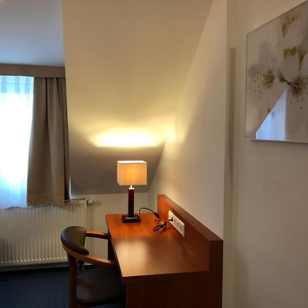 Hotel Mirabell エルランゲン エクステリア 写真