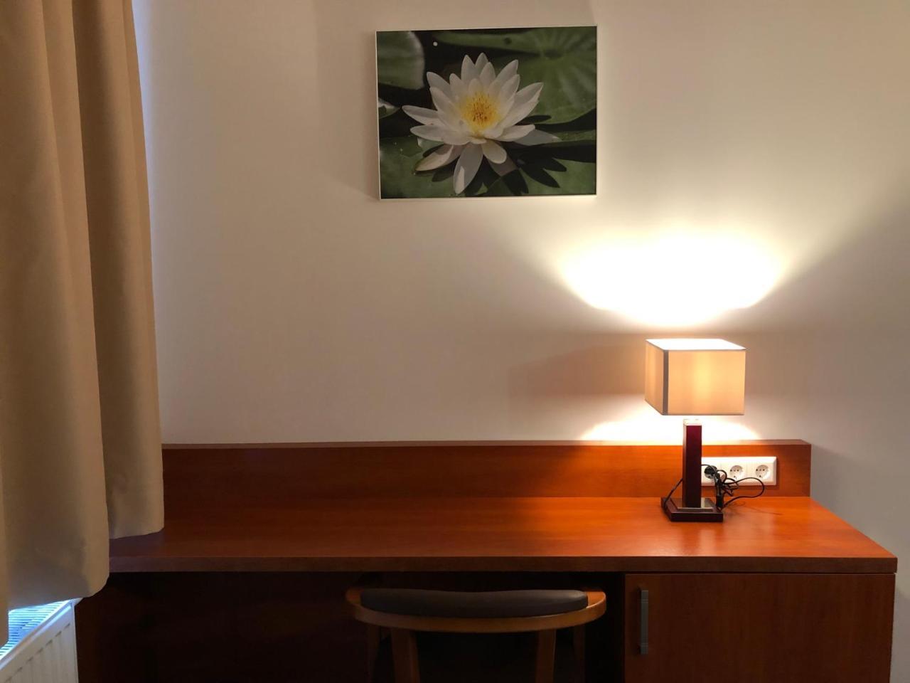 Hotel Mirabell エルランゲン エクステリア 写真